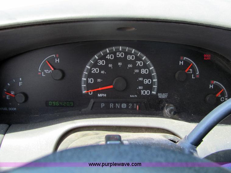 image for item 6662 2000 Ford F-150 XL