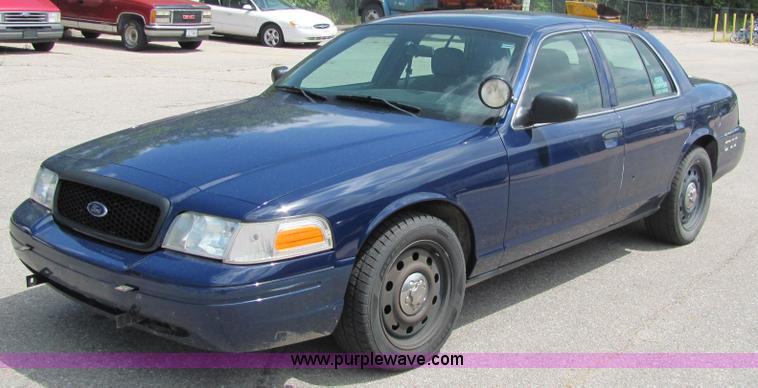 image for item 6664 2008 Ford Crown Victoria Police Interceptor