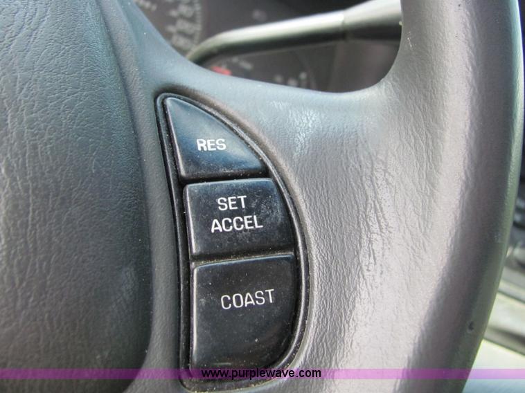 image for item 6665 2004 Ford Crown Victoria Police Interceptor