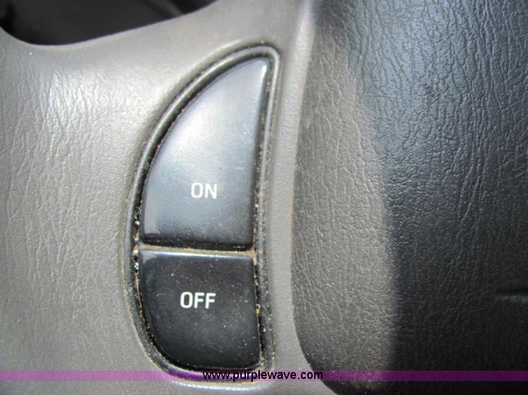 image for item 6665 2004 Ford Crown Victoria Police Interceptor