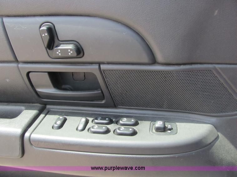 image for item 6665 2004 Ford Crown Victoria Police Interceptor