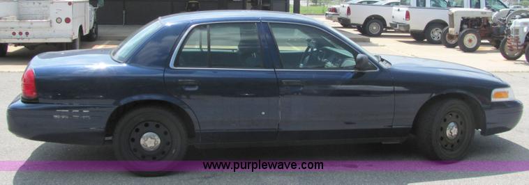 image for item 6666 2006 Ford Crown Victoria Police Interceptor