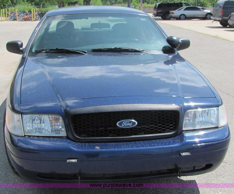 image for item 6666 2006 Ford Crown Victoria Police Interceptor