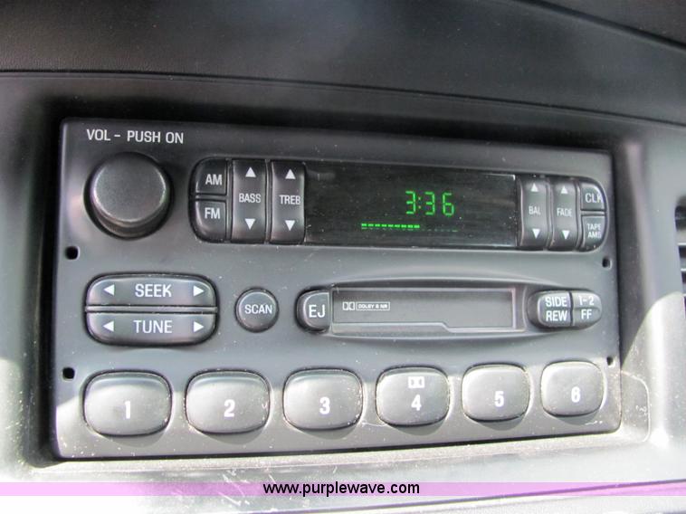 image for item 6666 2006 Ford Crown Victoria Police Interceptor