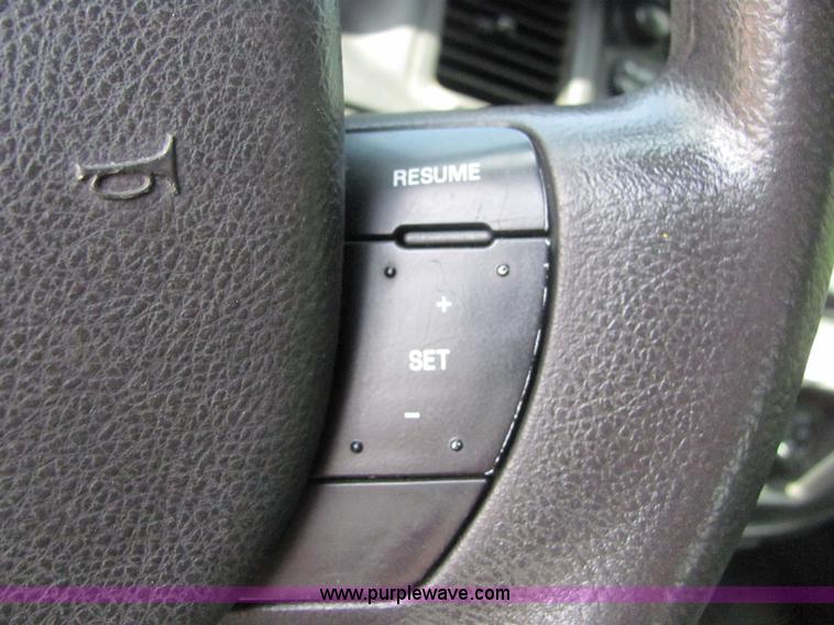 image for item 6666 2006 Ford Crown Victoria Police Interceptor