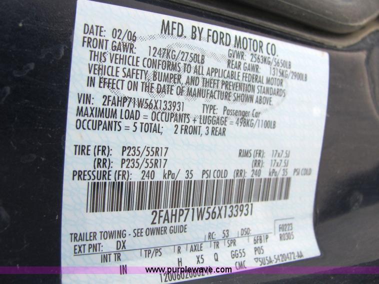 image for item 6666 2006 Ford Crown Victoria Police Interceptor