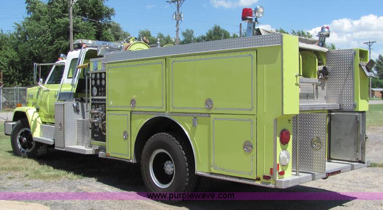 image for item 6686 1988 GMC Brigadier fire truck