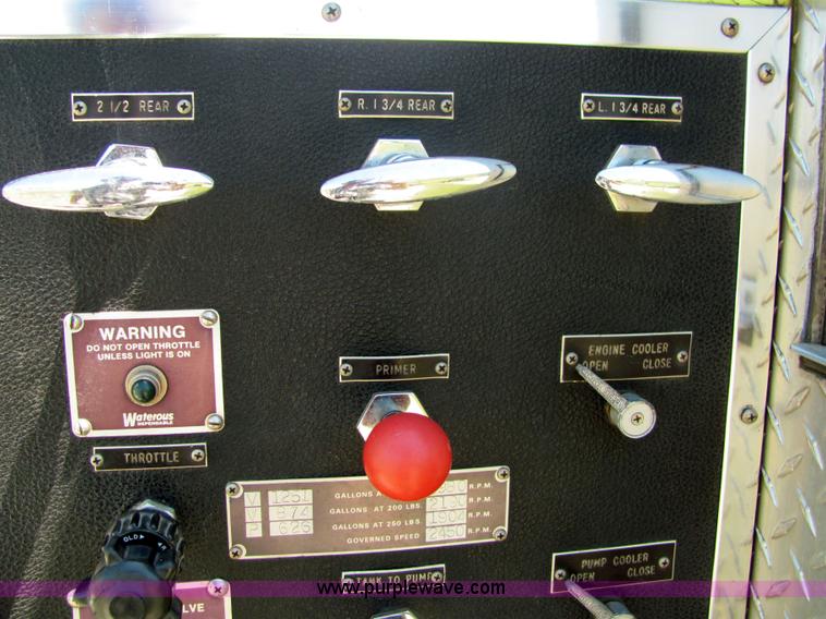 image for item 6686 1988 GMC Brigadier fire truck