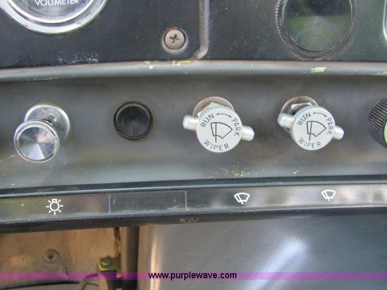 image for item 6686 1988 GMC Brigadier fire truck