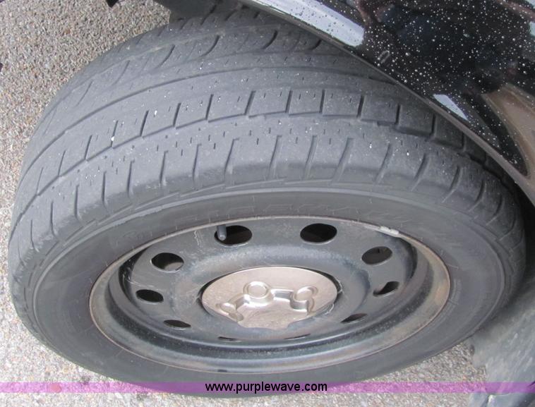 image for item 6732 2006 Ford Crown Victoria Police Interceptor