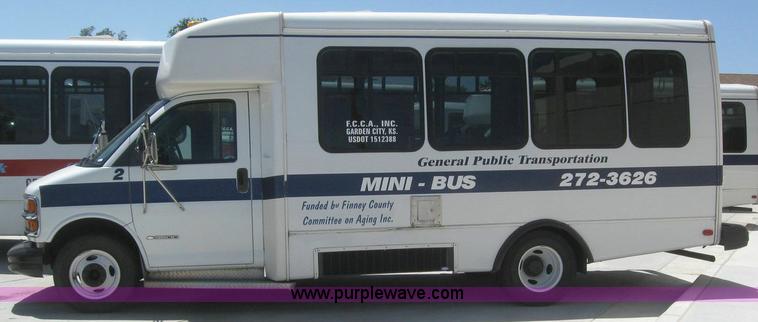 image for item 6857 2000 Chevrolet Express G3500 transit bus