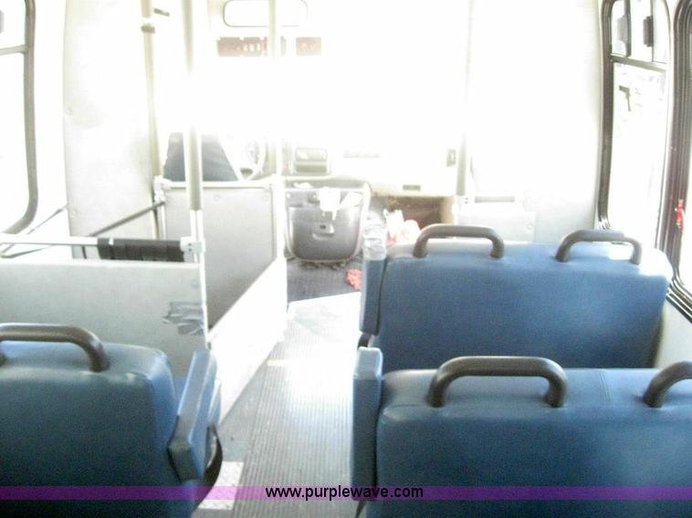 image for item 6857 2000 Chevrolet Express G3500 transit bus