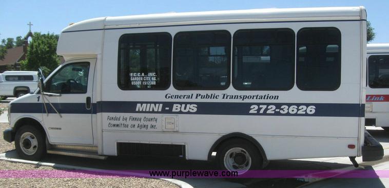 image for item 6858 2000 Chevrolet Express G3500 transit bus