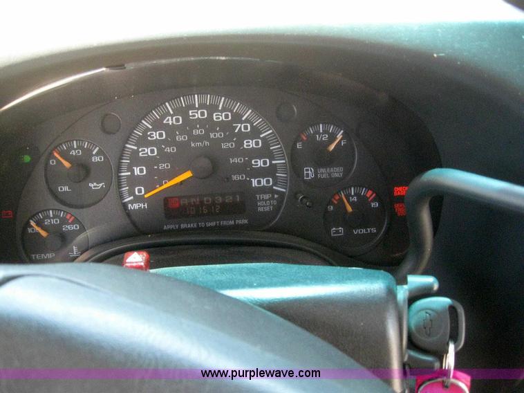 image for item 6858 2000 Chevrolet Express G3500 transit bus