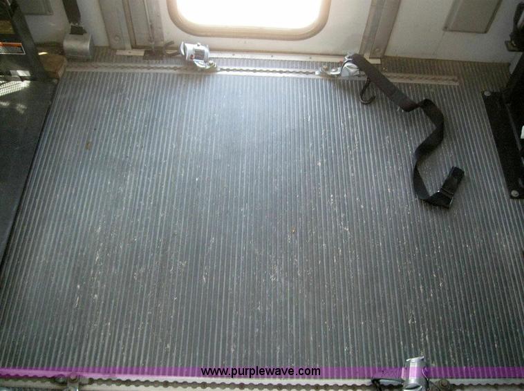 image for item 6858 2000 Chevrolet Express G3500 transit bus