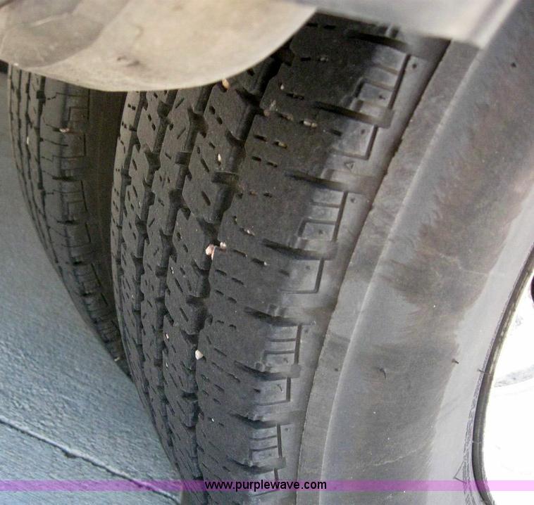 image for item 6858 2000 Chevrolet Express G3500 transit bus