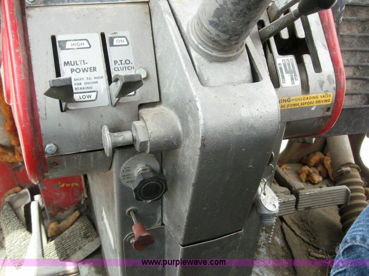 image for item 6865 1965 Massey-Ferguson 1100 tractor with loader