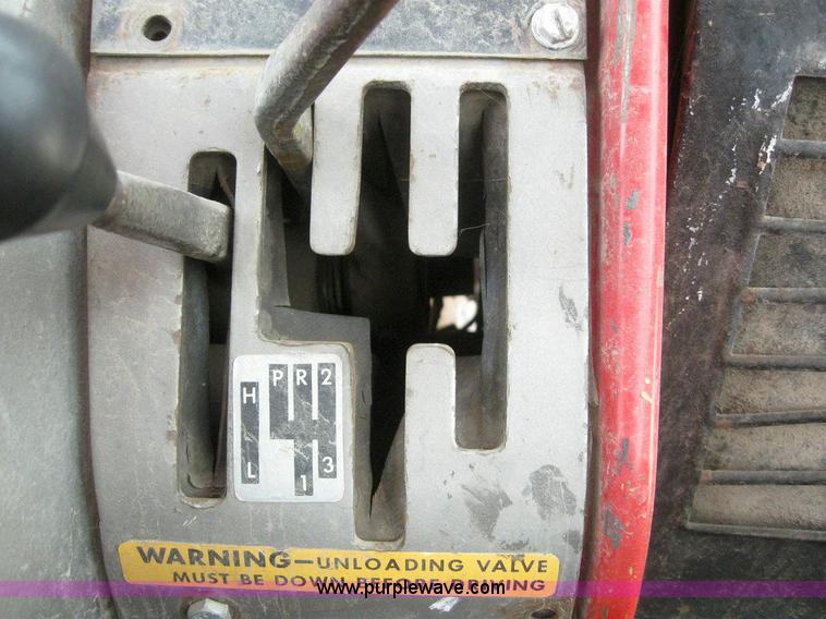 image for item 6865 1965 Massey-Ferguson 1100 tractor with loader