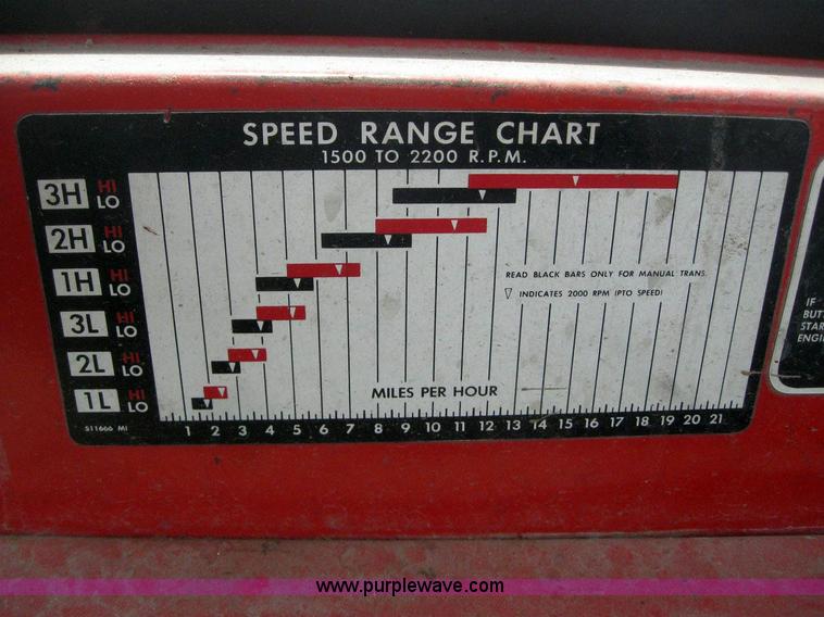 image for item 6865 1965 Massey-Ferguson 1100 tractor with loader