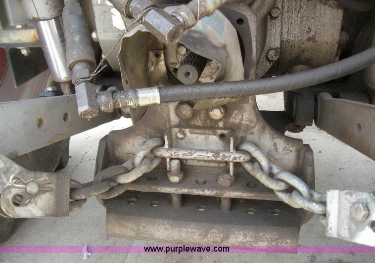 image for item 6865 1965 Massey-Ferguson 1100 tractor with loader