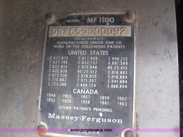 image for item 6865 1965 Massey-Ferguson 1100 tractor with loader