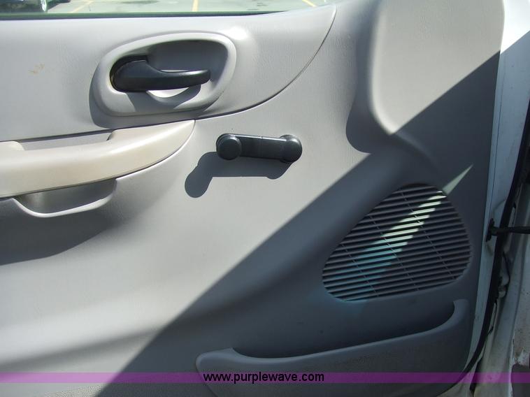 image for item 7111 1999 Ford F250 XL pickup truck