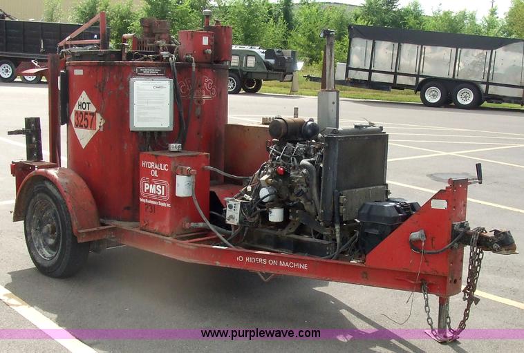 image for item 7113 1997 Craft Co SS125 crack seal machine