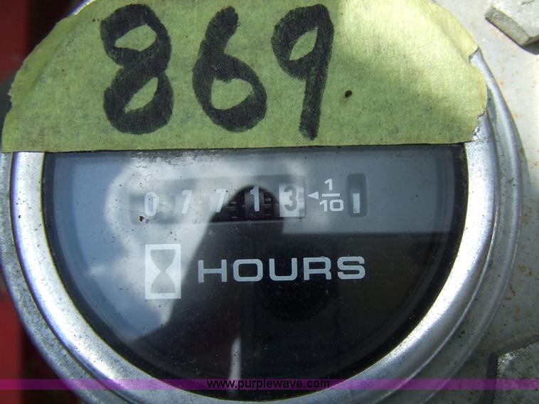 image for item 7113 1997 Craft Co SS125 crack seal machine