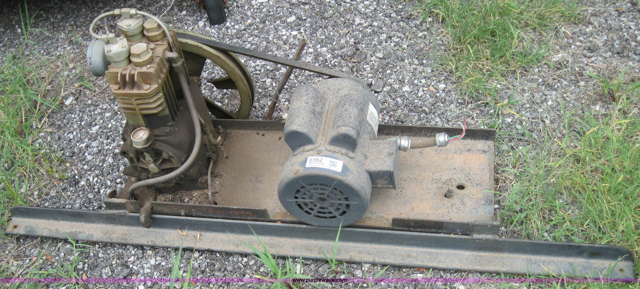 Compressor head with 1/2hp singlephase electric motor in Wichita, KS