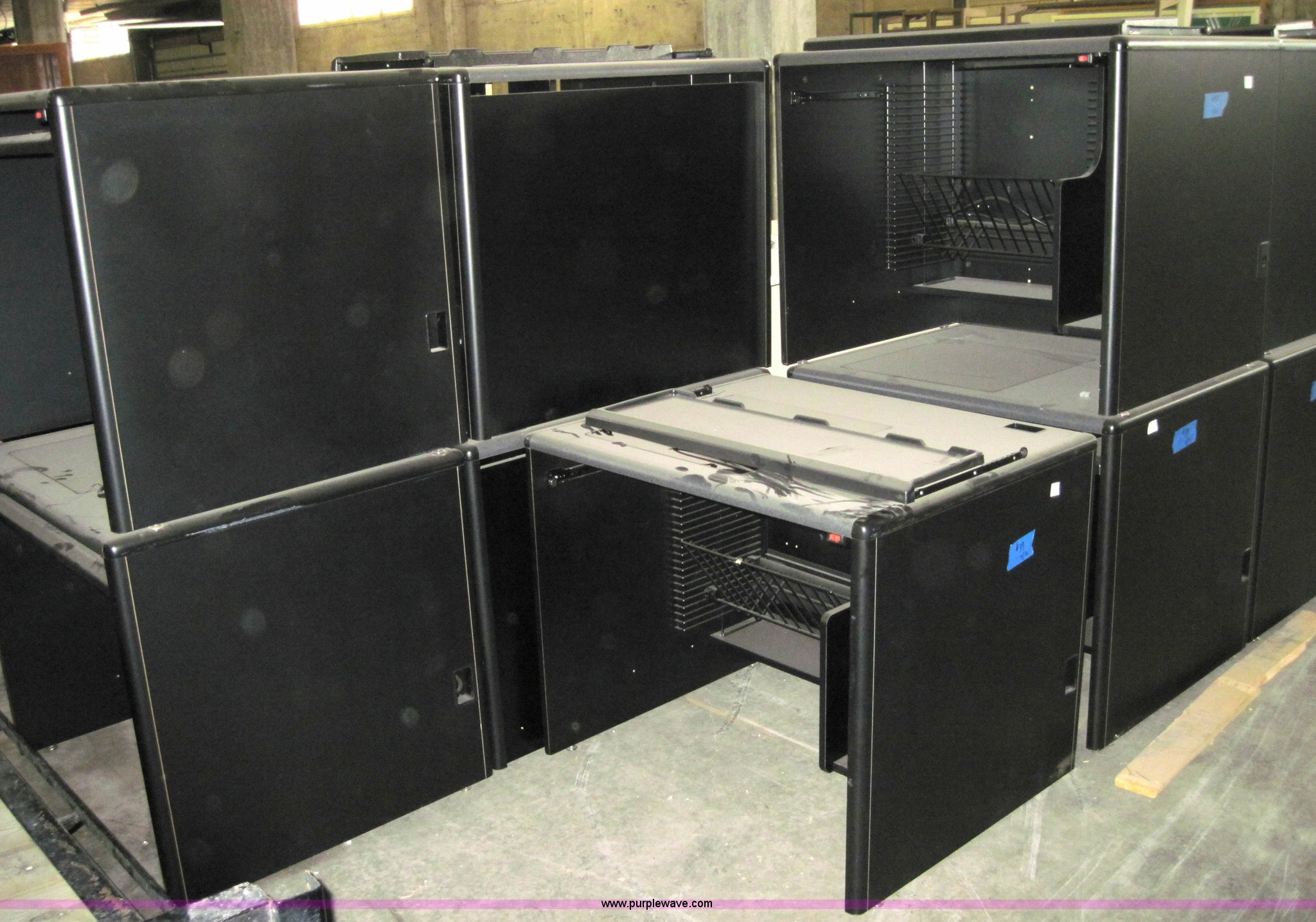 Assorted office furniture in Wichita, KS Item 7232 sold Purple Wave