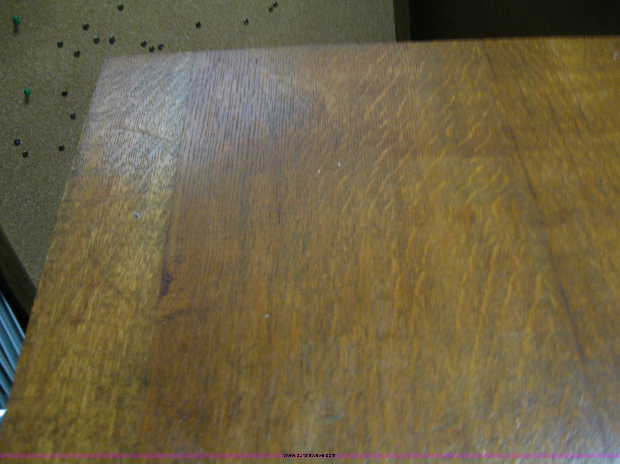 Assorted office furniture in Manhattan, KS Item 9876 sold Purple Wave