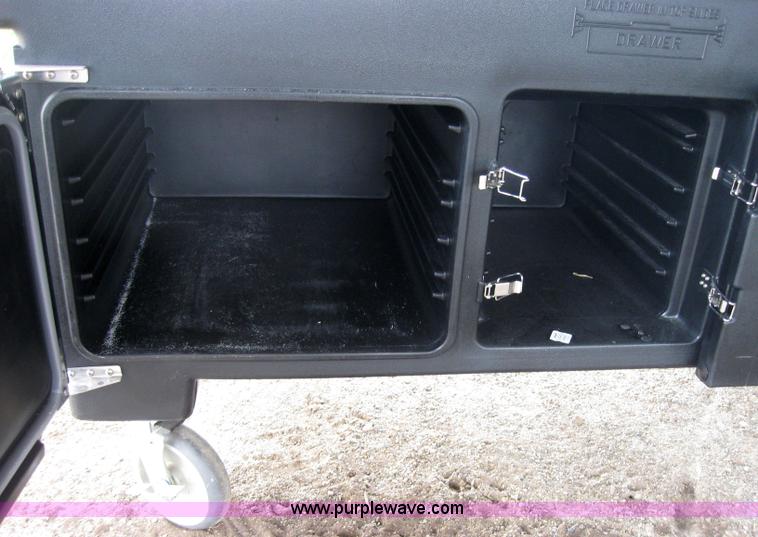 image for item 2147 Cambro portable bar