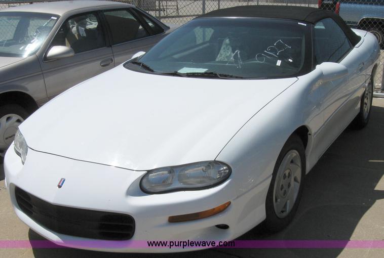 image for item 2151 2001 Chevrolet Camaro