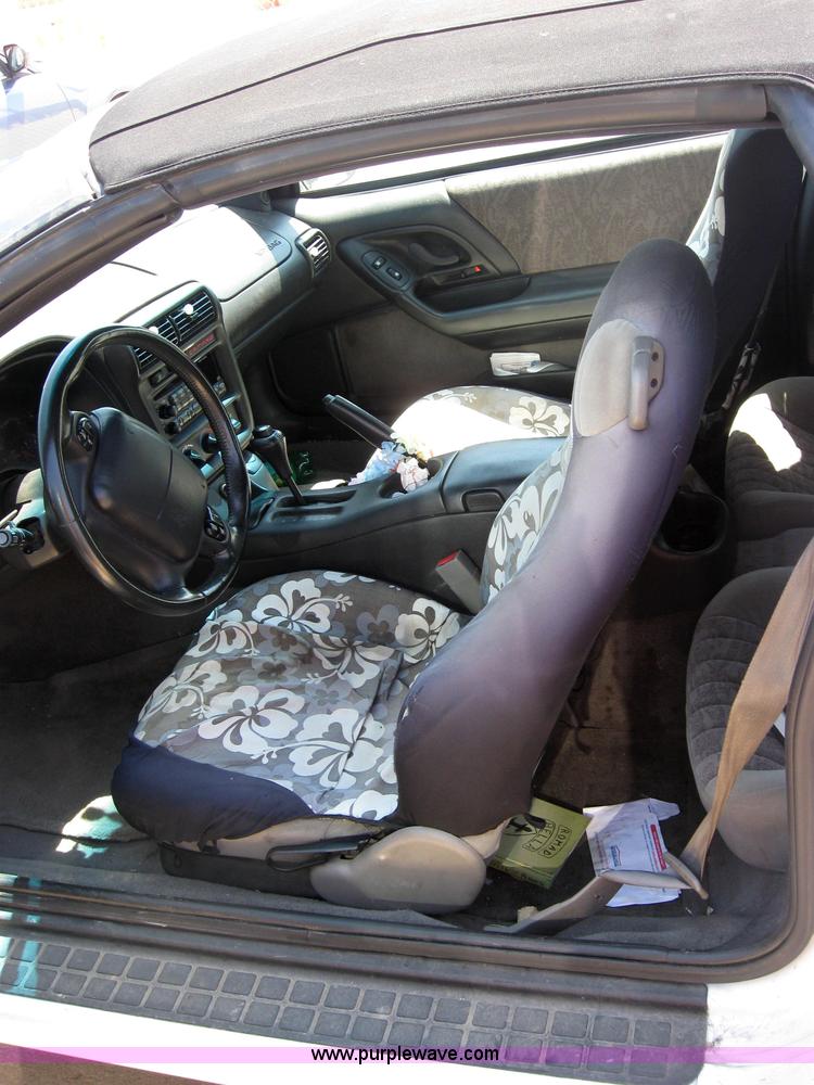 image for item 2151 2001 Chevrolet Camaro