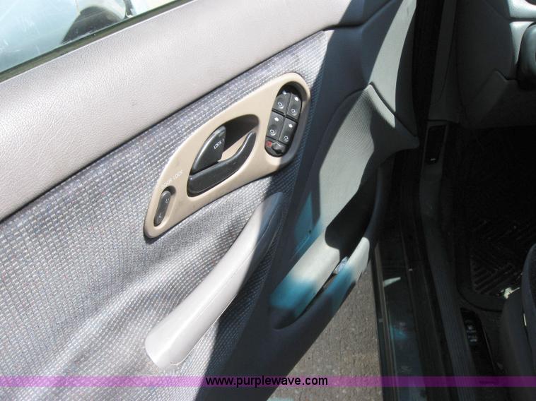 image for item 2152 1995 Ford Contour GL