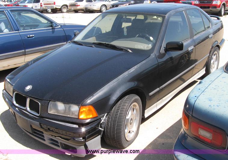 image for item 2154 1993 BMW 325i