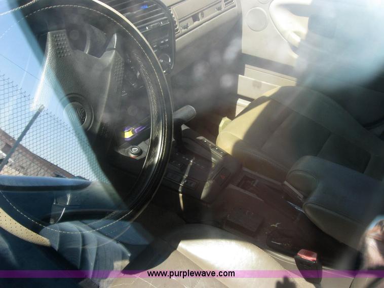 image for item 2154 1993 BMW 325i