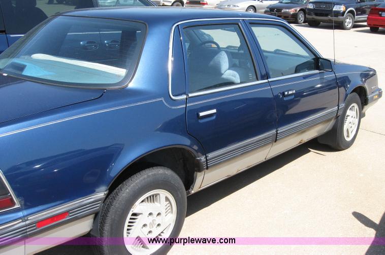 image for item 2155 1989 Pontiac 6000 LE