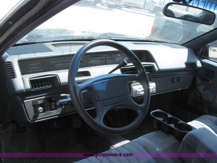 image for item 2155 1989 Pontiac 6000 LE