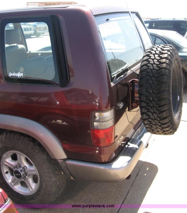 image for item 2157 2001 Isuzu Trooper S