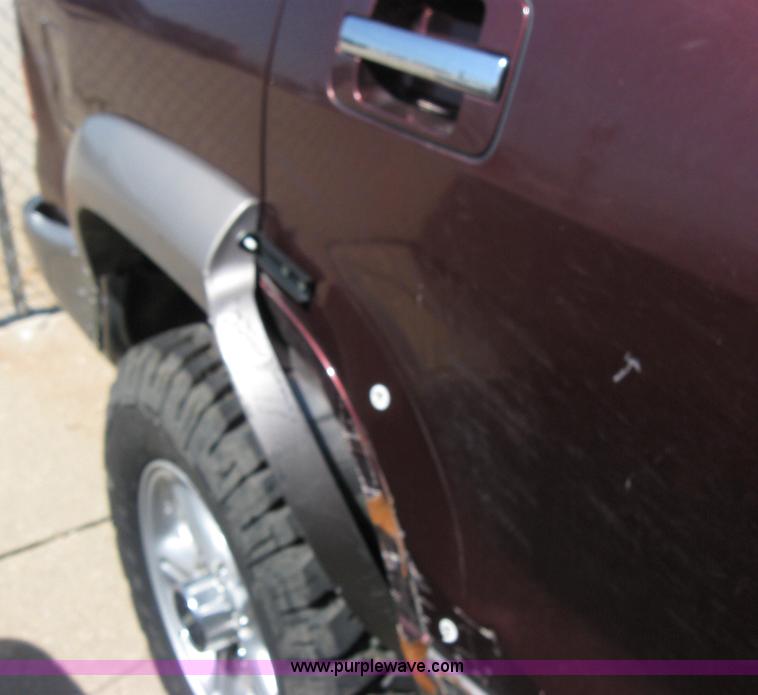 image for item 2157 2001 Isuzu Trooper S