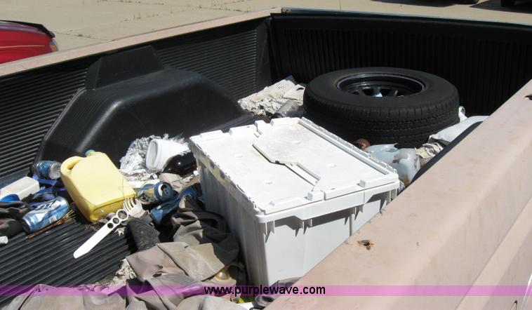 image for item 2160 1987 Ford F150 XLT Lariat