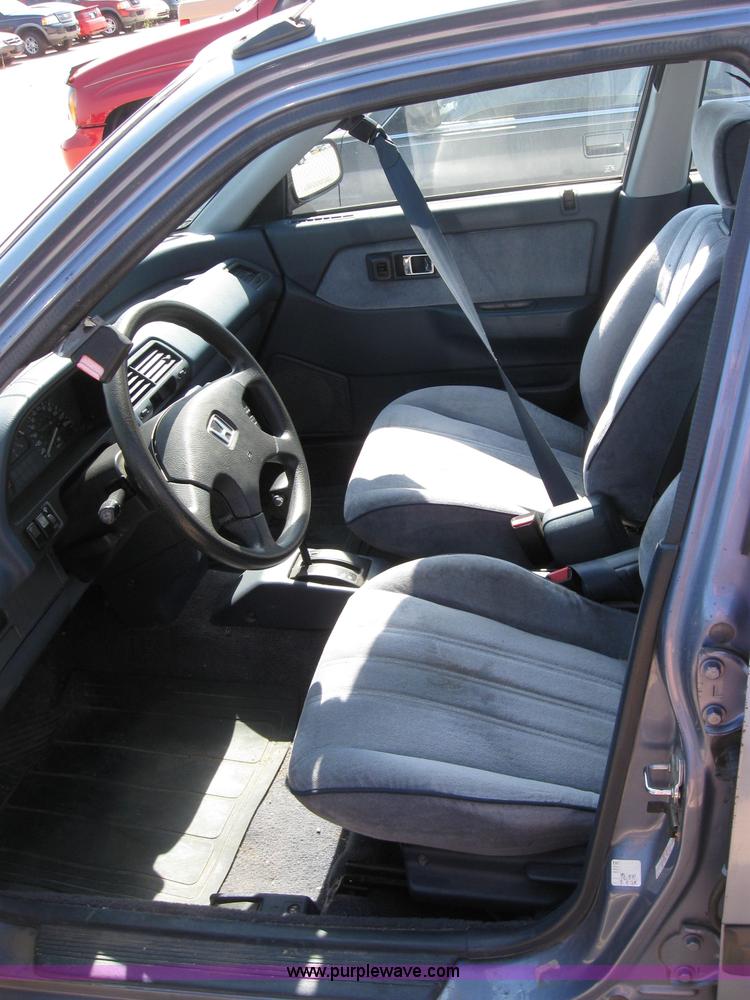 image for item 2161 1990 Honda Civic LX