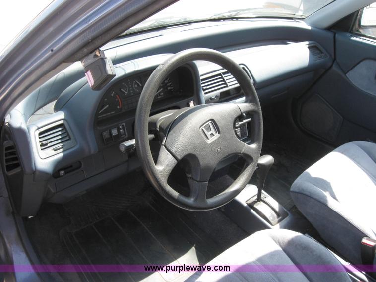 image for item 2161 1990 Honda Civic LX