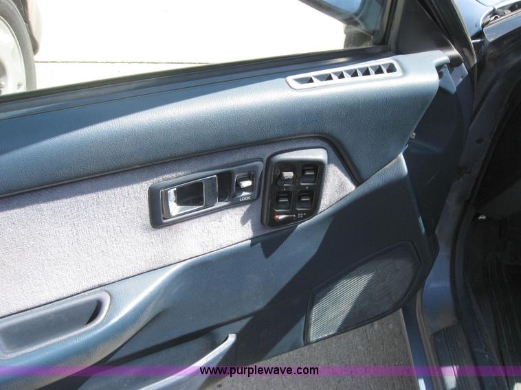 image for item 2161 1990 Honda Civic LX