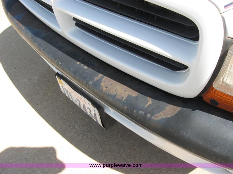 image for item 2163 1997 Dodge Dakota Sport