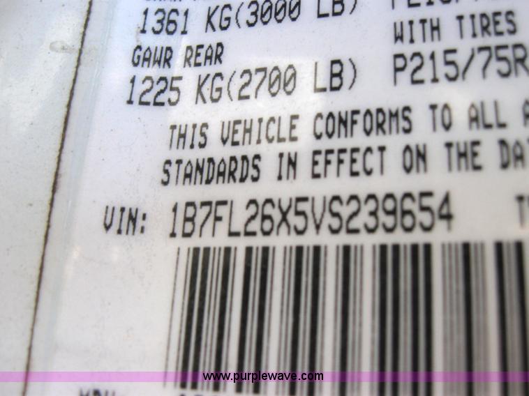 image for item 2163 1997 Dodge Dakota Sport