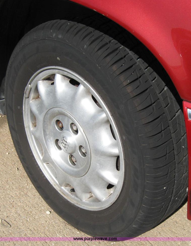 image for item 2171 1998 Buick Park Avenue