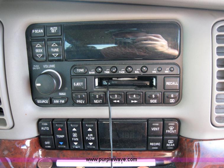 image for item 2171 1998 Buick Park Avenue