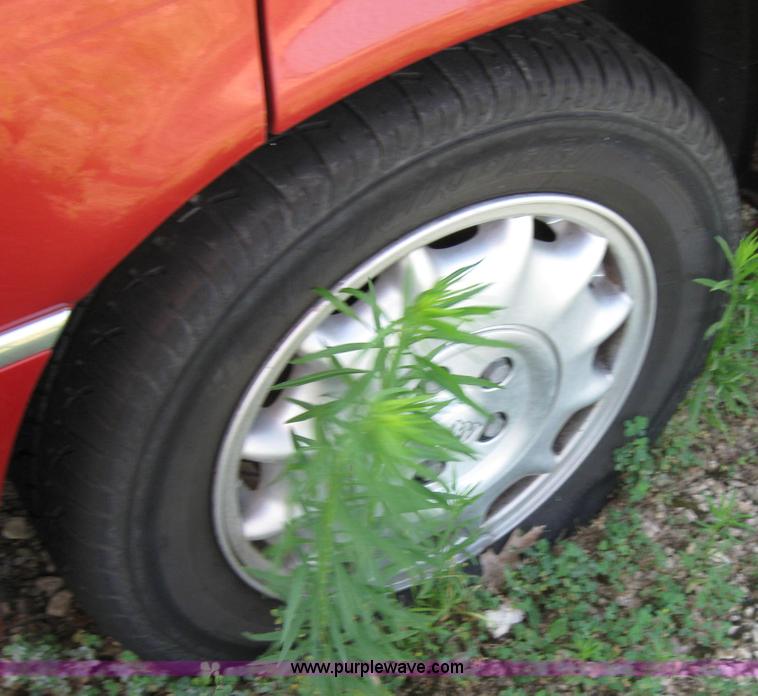 image for item 2171 1998 Buick Park Avenue